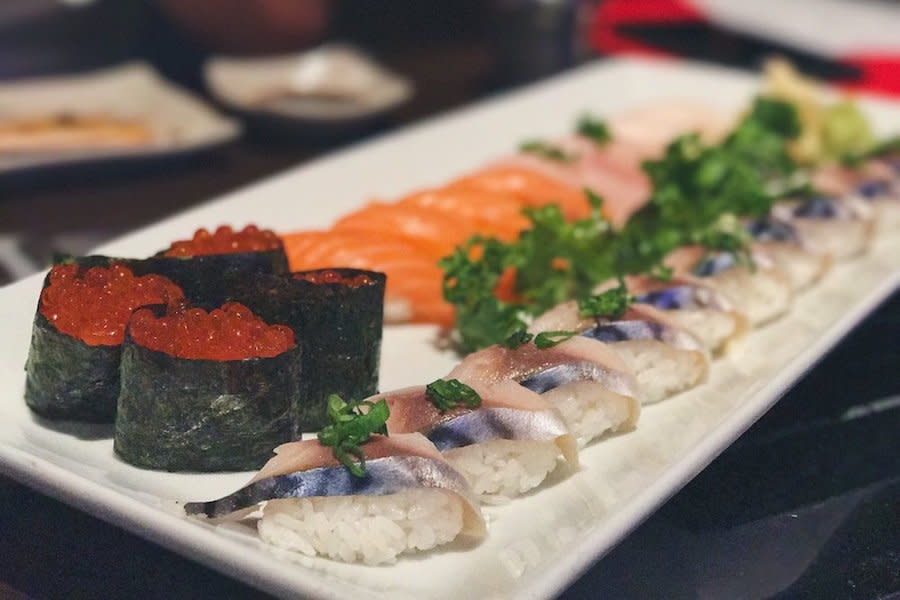 <b>photo: natthakorn p./<a href="https://www.yelp.com/biz_photos/izziban-sushi-and-korean-bbq-orlando?utm_campaign=1fb77e16-d16a-4b7d-a028-1e632aebed97%2C2549faaf-8ced-42c5-b863-505d3eadaf18&utm_medium=81024472-a80c-4266-a0e5-a3bf8775daa7" rel="nofollow noopener" target="_blank" data-ylk="slk:yelp;elm:context_link;itc:0;sec:content-canvas" class="link ">yelp</a></b>