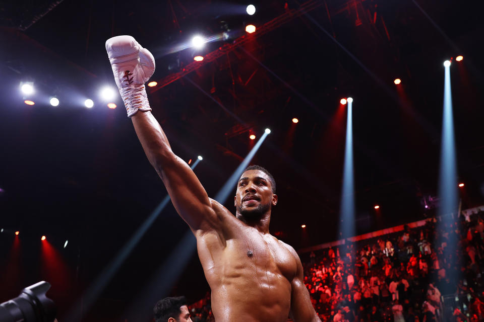 Anthony Joshua had an easy time defeating Otto Wallin via a fifth-round TKO. (Photo by Richard Pelham/Getty Images)