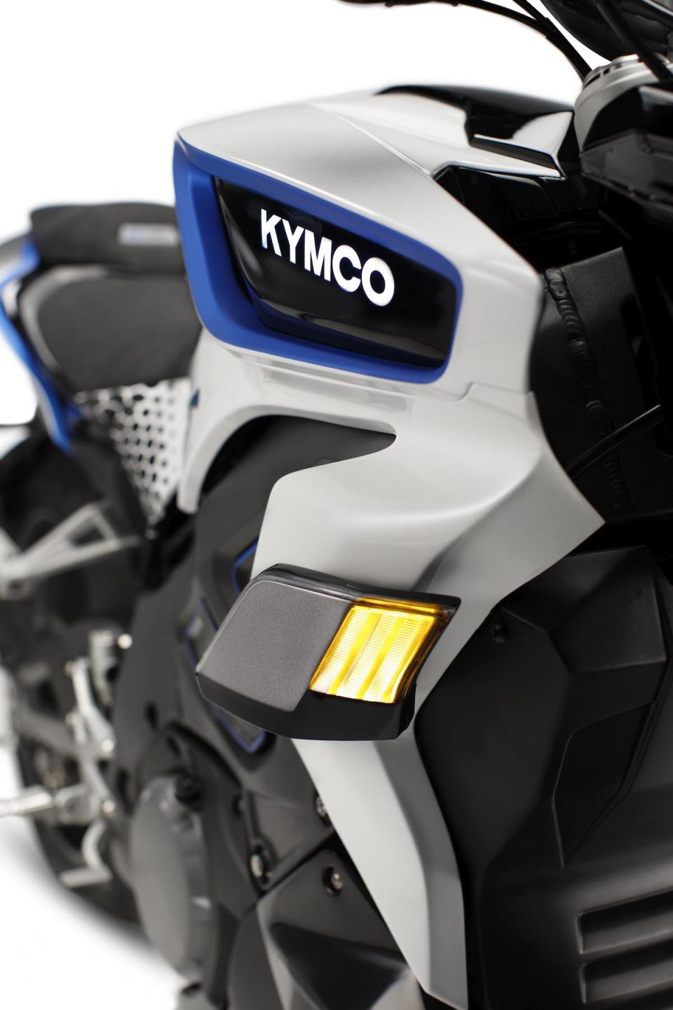 KYMCO RevoNEX_17.jpg