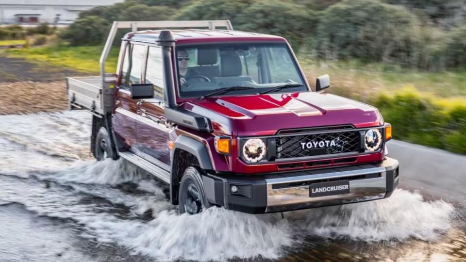 2024 toyota land cruiser 70