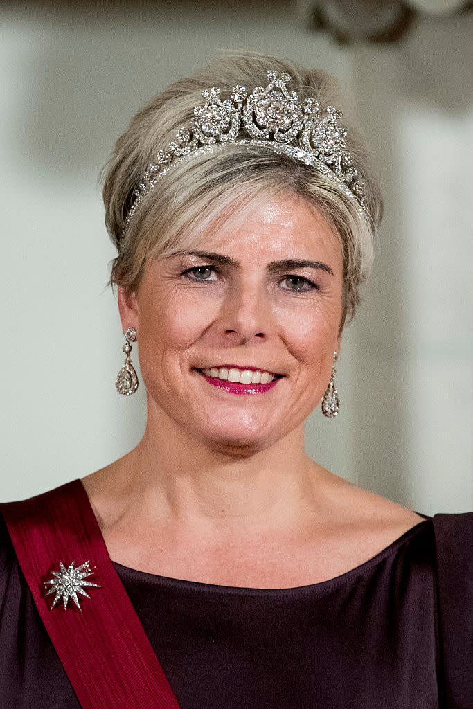 <p>Prinzessin Laurentien aus den Niederlanden scheint eine Lieblingstiara zu haben. Das Königin-Emma-Diamant-Stück wurde schon oft auf ihrem Haupt gesehen. (Foto: Getty) </p>