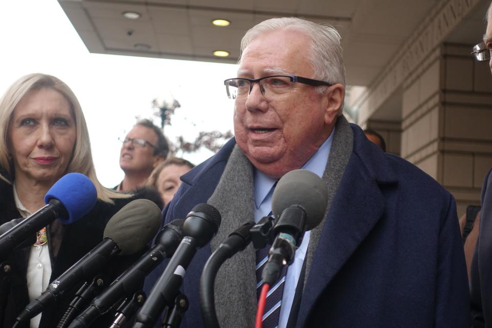 US conservative political activist Jerome Corsi speaks outside the US Federal District Courthouse in Washington on January 3, 2019.  (Photo: Paul Handley/AFP/Getty Images)