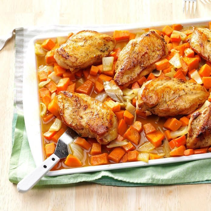 Honey Roasted Chicken Root Vegetables Exps Thn16 152384 06b 15 1b 3