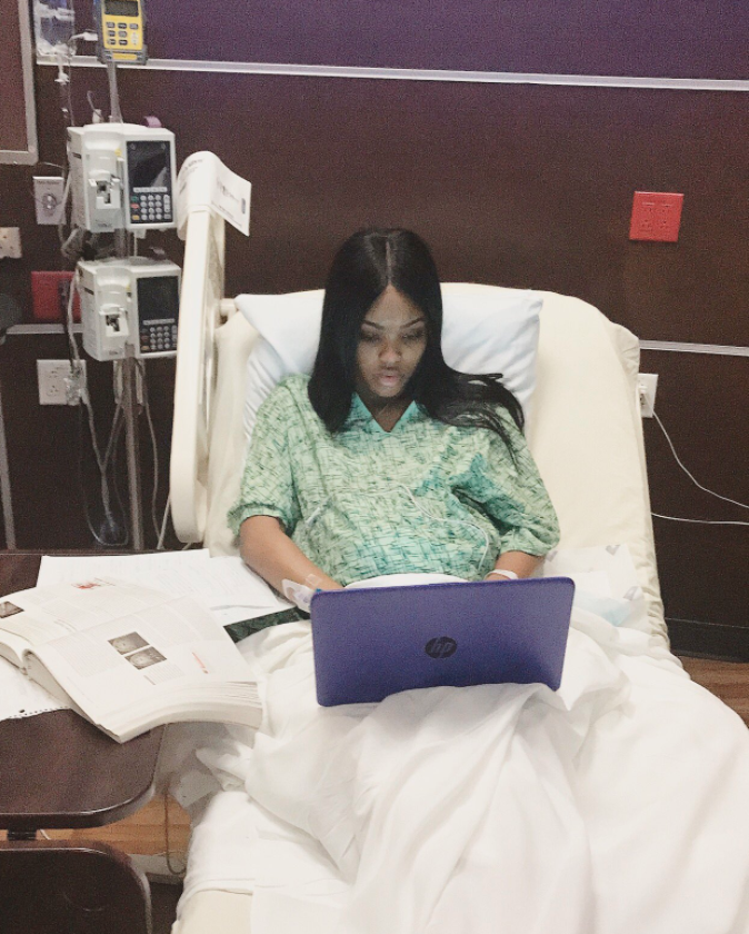 Nayzia Thomas recently went viral after tweeting a photo of herself completing a final while in labor. Photo: Twitter/Nayzia Thomas