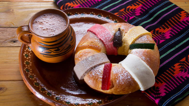 individual sized rosca de reyes with hot chocolate