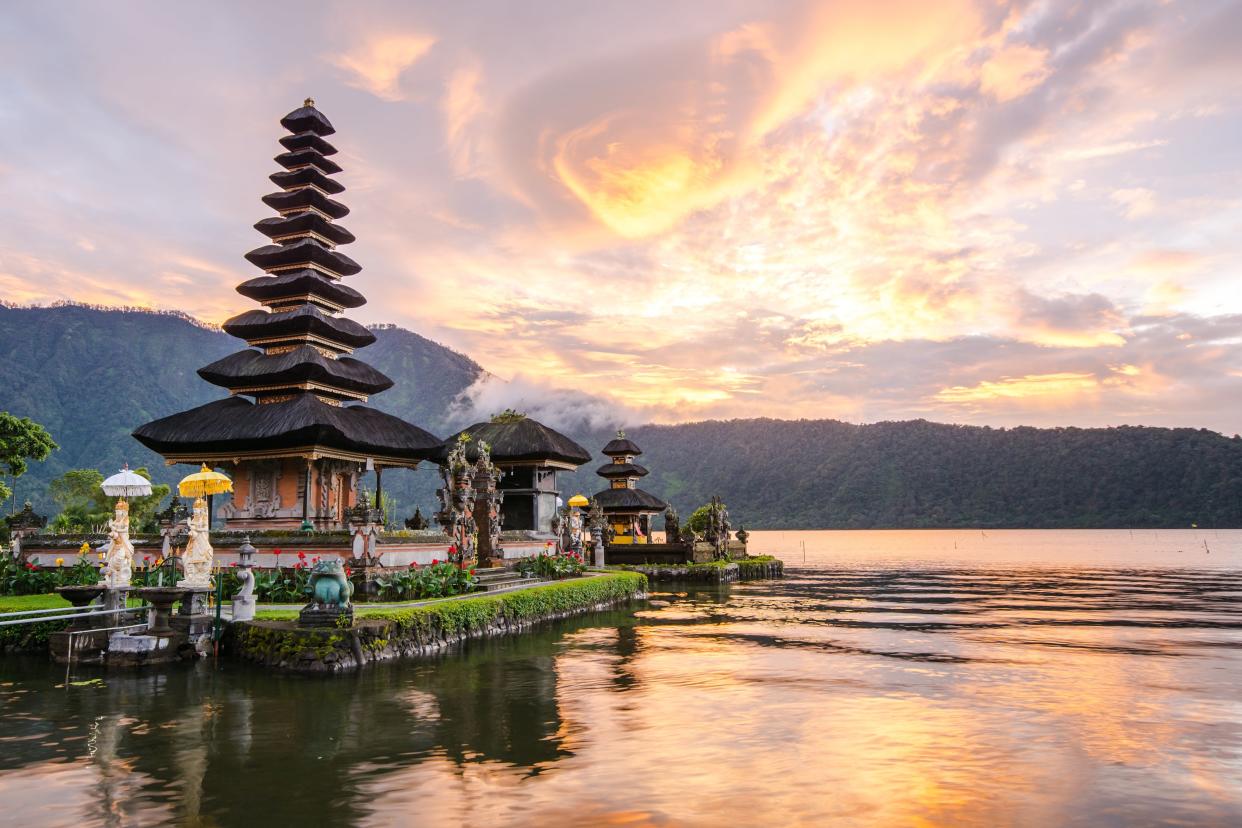 Indonesia has 13,466 islands - and more temples than you could visit in a lifetime - zephyr_p - Fotolia