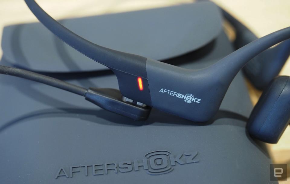 bone conduction headphones