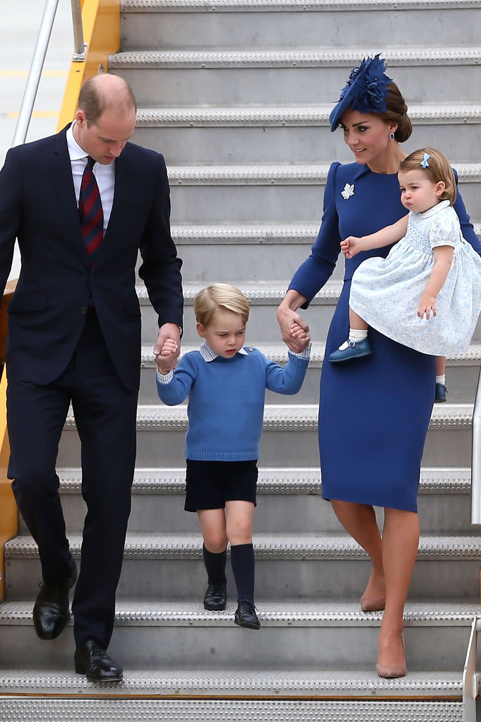<p>The Duchess and her family arrive in Victoria, Canada in style.</p>