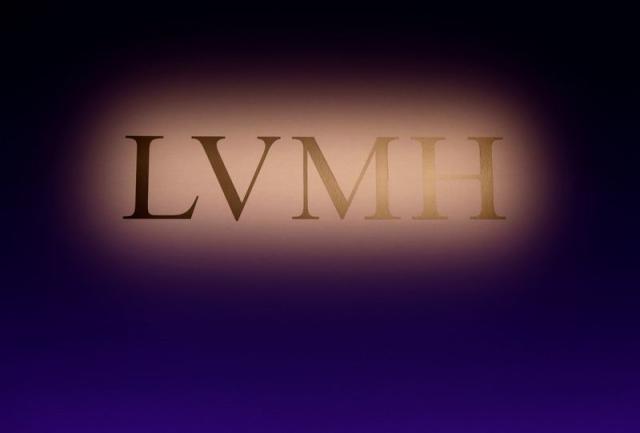 lvmh perfumes & cosmetics logo