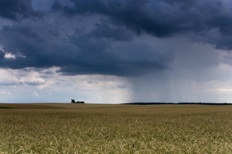 Dunkle Regenwolken gab es auch im Mai der letzten Jahre häufiger als Sonnenschein. (Symbolbild: Getty Images)