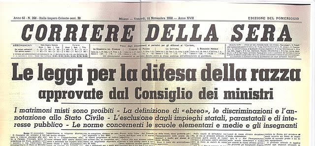 Portada del periódico 'Corriere della sera' anunciando la aprobación de leyes raciales y antisemitas (imagen vía Wikimedia commons)