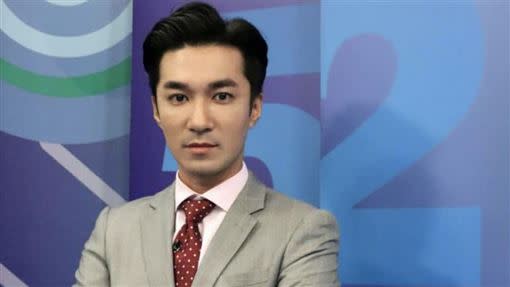 韓國瑜貼身主播王又正（現改名：丹申廣）主持的節目預計停到2月底，引發熱議。（圖／翻攝自臉書）