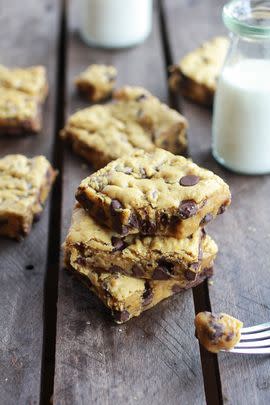 Whole Wheat Chocolate Chip Pumpkin Cookie Bars