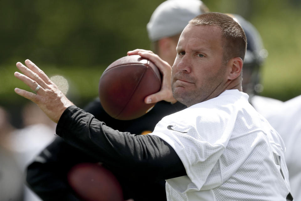 Steelers quarterback Ben Roehlisberger said publicly criticizing Antonio Brown "ruined a friendship." (AP)