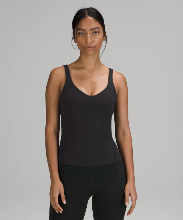 Finally living my best life in the LNY DR Align tank! + fit questions for  high neck align tank : r/lululemon
