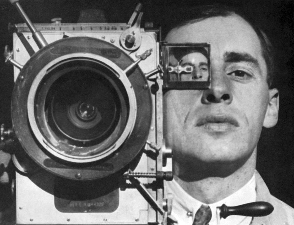 The Man with a Movie Camera (1929)