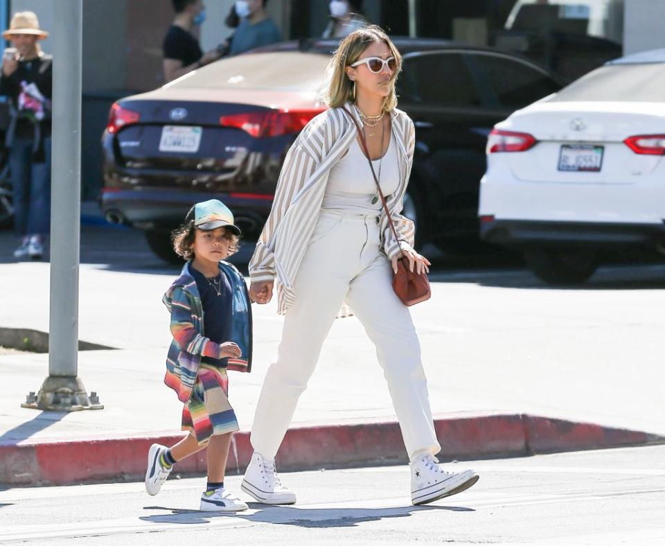 Jessica Alba and her son Hayes stroll in Los Angeles on March 12, 2022. - Credit: Bellocqimages/Bauergriffin.com / MEGA