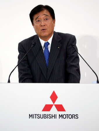 Mitsubishi Motors Corp's Chairman and CEO Osamu Masuko attends a joint news conference with Carlos Ghosn, Chairman and CEO of the Renault-Nissan Alliance in Tokyo, Japan, October 20, 2016. REUTERS/Issei Kato