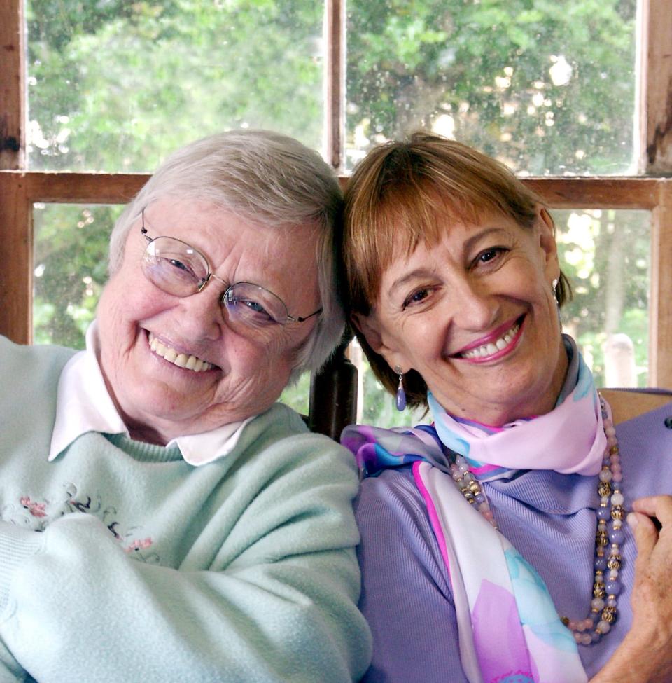 Actress Pat Carroll, left, poses with Patricia Conolly, her co-star in a production of the play "oldfriends.com."