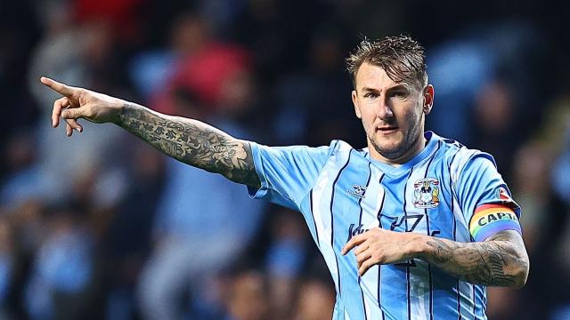 Kyle McFadzean: Blackburn Rovers sign Coventry City defender on short-term  deal - Yahoo Sports