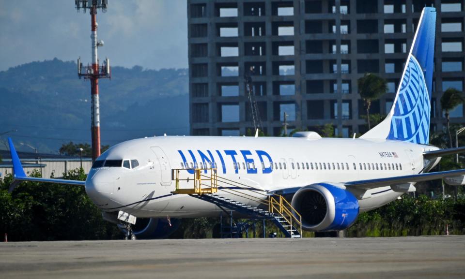 <span>United Airlines had to cancel hundreds of flights because of the three-week grounding of Boeing 737 Max 9 aircraft.</span><span>Photograph: Miguel Rodriguez/Reuters</span>