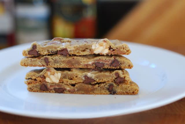 Snickers Stuffed Chocolate Chip Cookies