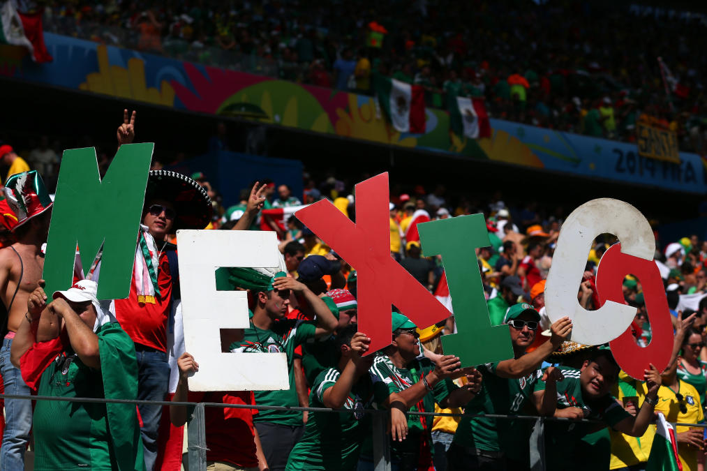 Mexicanos corren el riesgo de ser expulsados ​​de los estadios por gritos homófobos