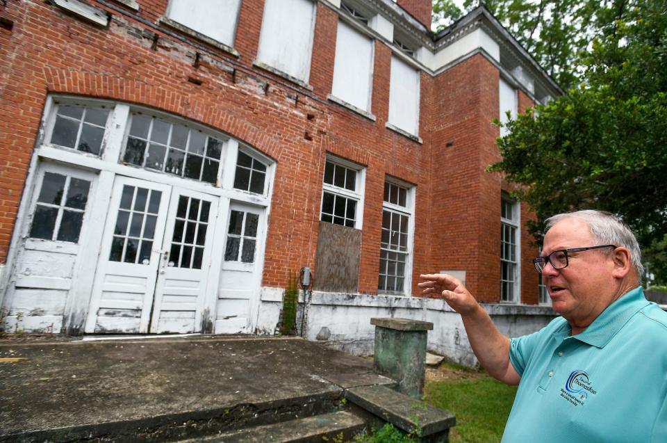 Thomaston mayor Rudy Parker visits  the old Marengo County High School building in Thomaston, Ala., on Friday June 3, 2022. 