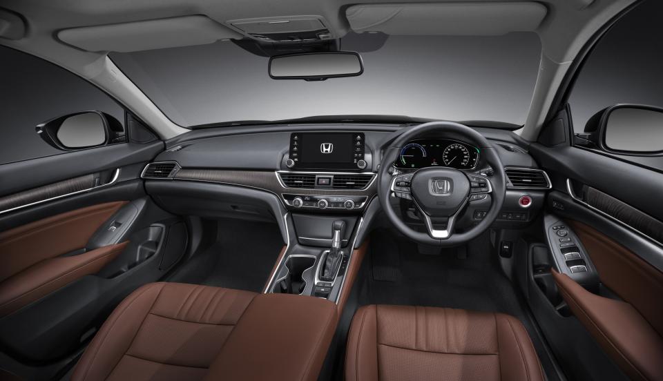 All-new Accord_Console_HYBRID TECH.jpg