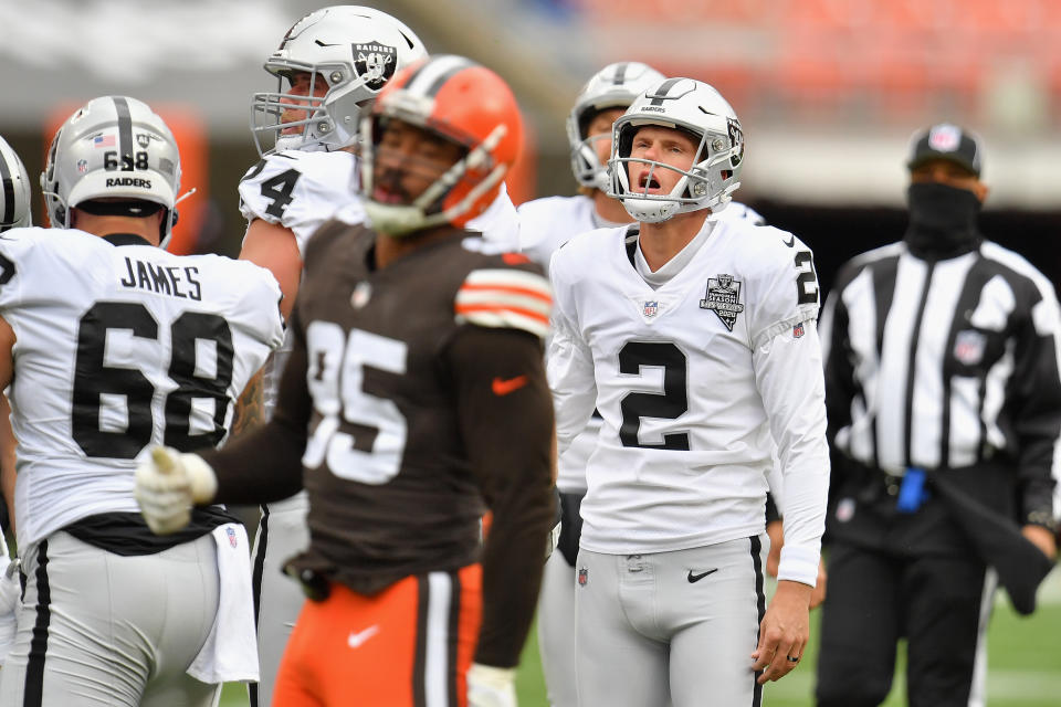 Daniel Carlson reacts to a missed 41-yard field goal attempt.