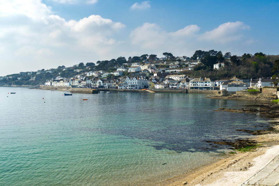 The picturesque village of St Mawes in Cornwall, England, has been voted the UK's best beach. (Getty Images)