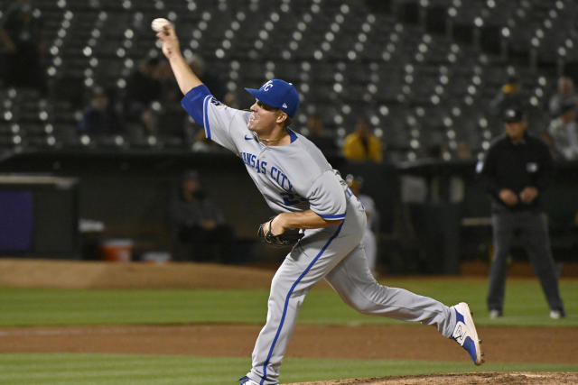 Zack Greinke had cool moment with son after leaving Royals game