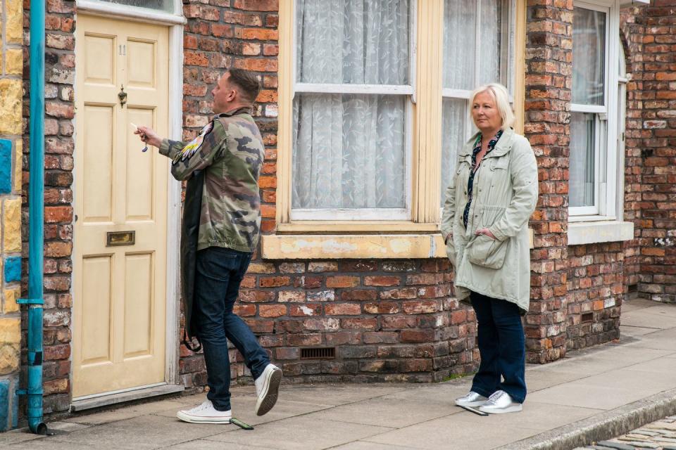 sean tully and eileen grimshaw in coronation street