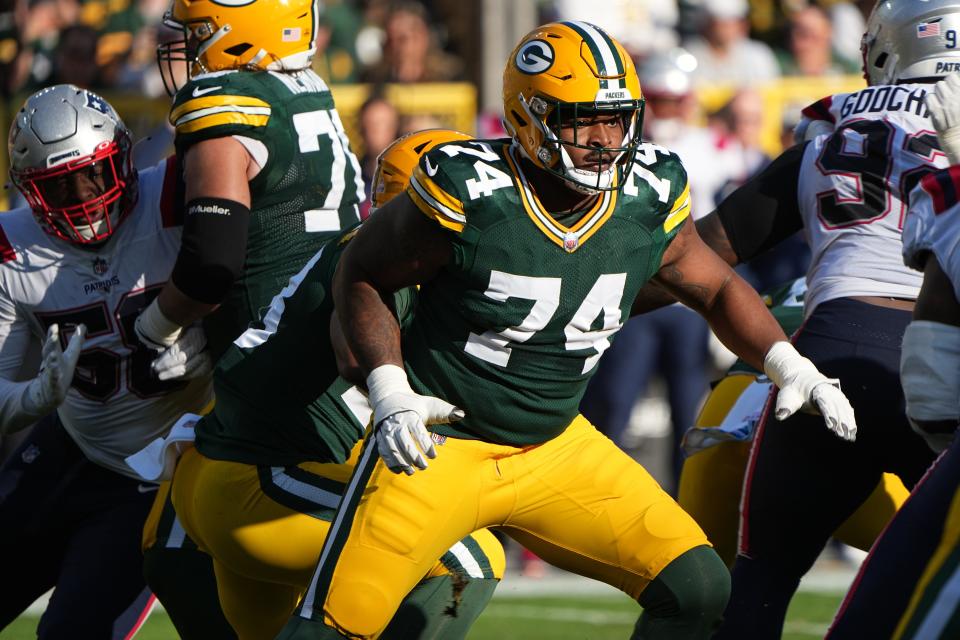 Green Bay Packers guard Elgton Jenkins (74)