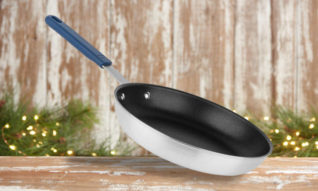 Misen 10 Skillet: The Perfect Pan for Your Kitchen Arsenal