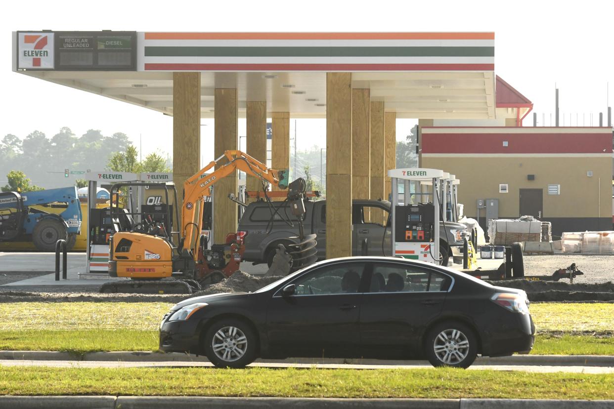 Construction continues to work on a 7-Eleven in Leland.