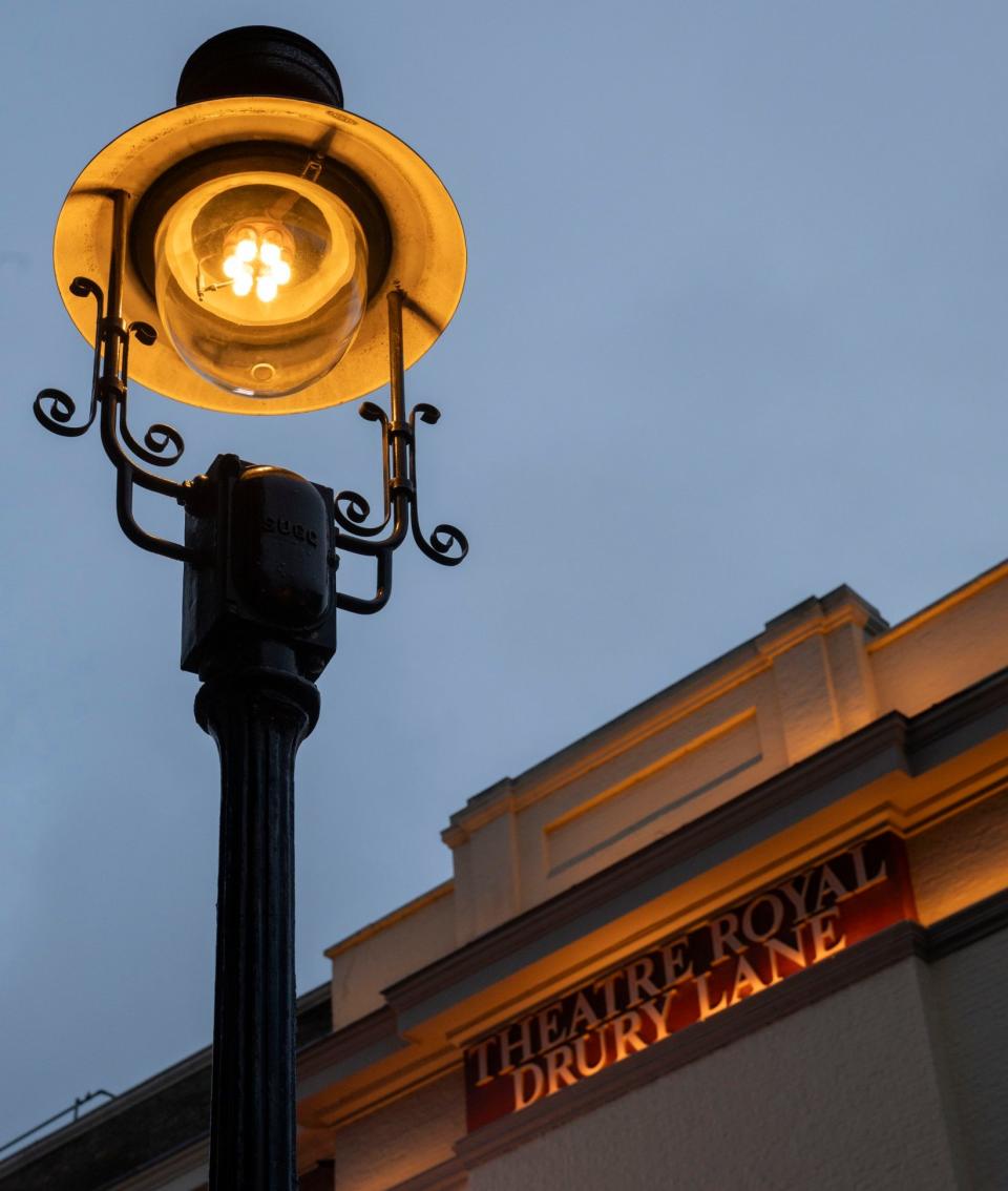 Theatre Royal Drury Lane gas lamps