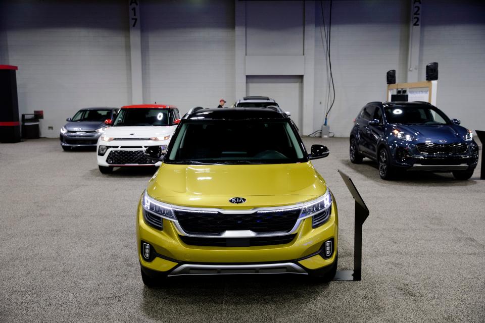 A 2021 Seltos SX AWD on display at the 2020 Auto Expo.