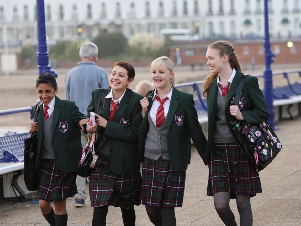 Georgia Groome (second from left) and the cast of ‘Angus, Thongs and Perfect Snogging’ (Shutterstock)