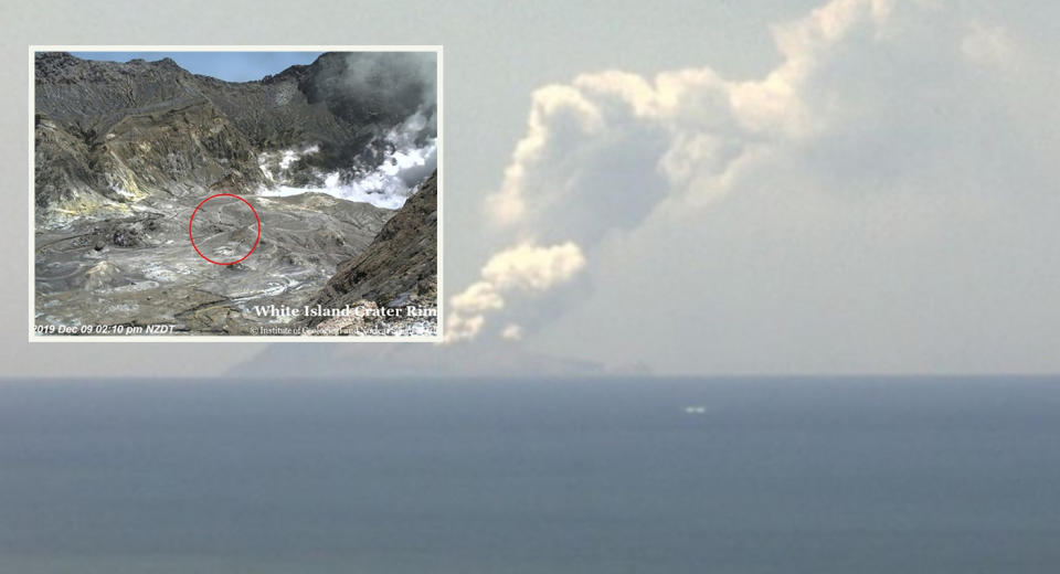 紐西蘭旅遊勝地白島火山周一（9日）爆發，大量濃煙和石塊沖天。事發前照片顯示山口邊緣有登山客。