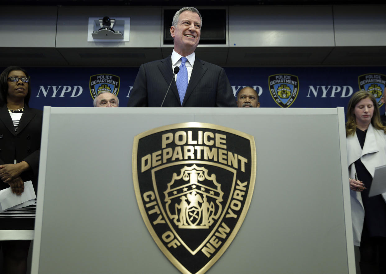 New York City Mayor Bill de Blasio speaks during a news conference in New York, Monday, March 16, 2015.&nbsp; (Photo: ASSOCIATED PRESS)
