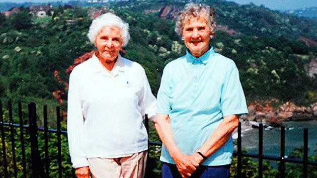 Annie Walsh (L) and Ivy Turner together