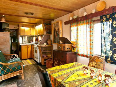 African Queen: Interior