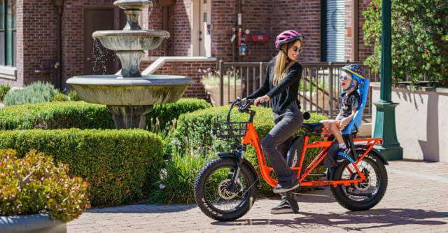 <div class="inline-image__caption"><p>More than half of all trips in the U.S. are less than 3 miles. “That’s 15 minutes on an e-bike without breaking a sweat,” Janette Sadik-Khan said.</p></div> <div class="inline-image__credit">Wikimedia Commons</div>
