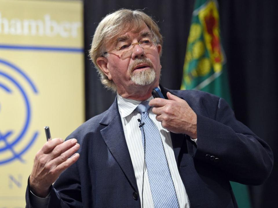  David Foot giving a talk on demographics and the labour market in Regina, in 2016.