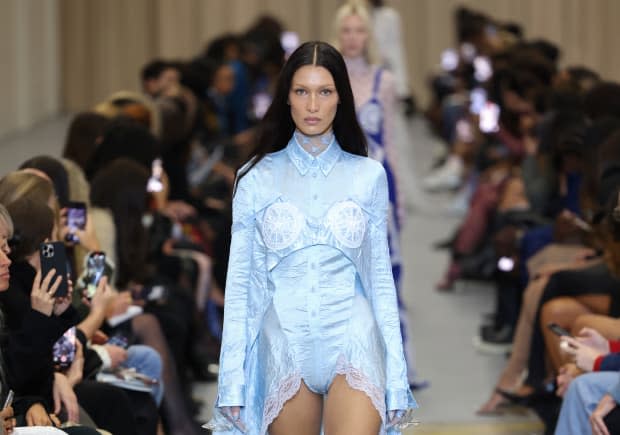 Bella Hadid at Burberry Spring 2023<p>Photo: Tim Whitby/BFC/Getty Images</p>