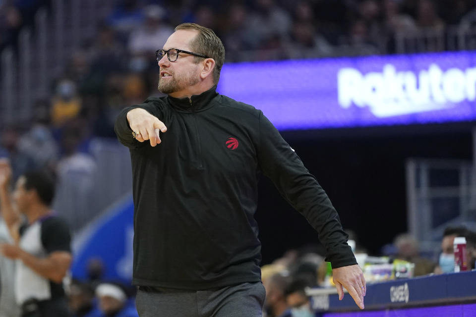 Toronto Raptors head coach Nick Nurse gestures toward players during the first half of his team's NBA basketball game against the Golden State Warriors in San Francisco, Sunday, Nov. 21, 2021. (AP Photo/Jeff Chiu)