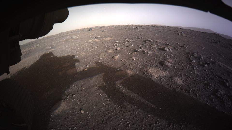 Der US-Rover &#xab;Perseverance&#xbb; hat erste Videos von seiner Landung und Audio-Aufnahmen vom Mars zur Erde geschickt.