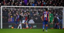 Football Soccer - Crystal Palace v Chelsea - Barclays Premier League - Selhurst Park - 3/1/16 Oscar celebrates with Diego Costa after scoring the first goal for Chelsea Reuters / Dylan Martinez Livepic