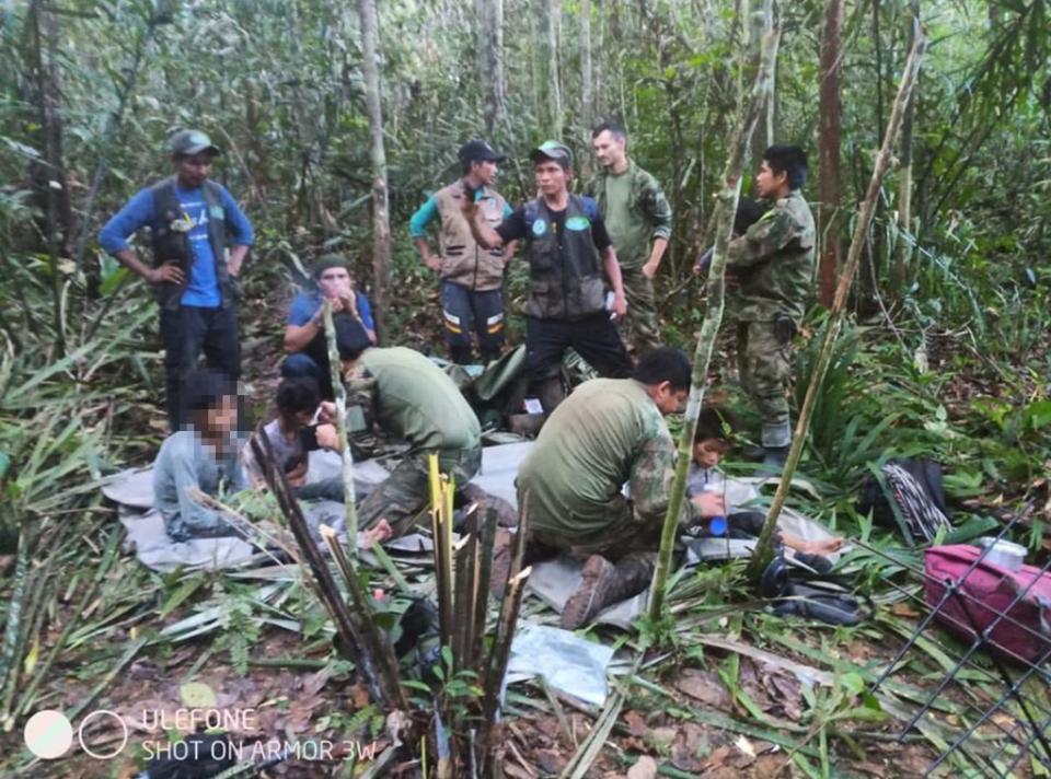 40 days in the Amazon, COLOMBIAN MILITARY